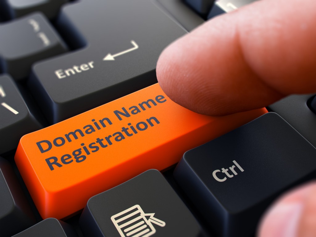 Register-Domain-Name-800x600-1024x768.jpg