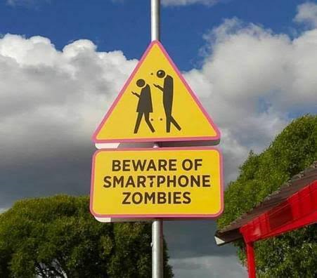 Smartphone-Zombies-(myway2fortune.info).png