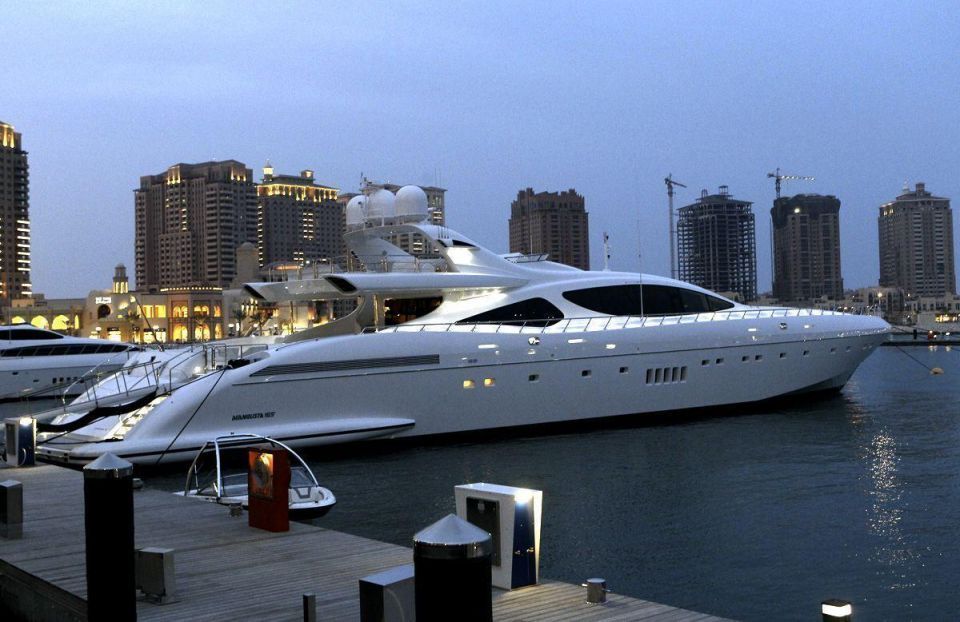 yachts-arabic.jpg